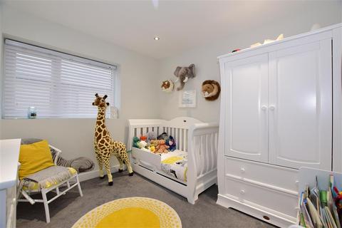 29 Nursery Lane, Whitfield, Dover, CT16 3HG