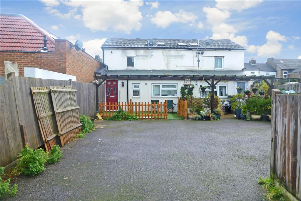 Shakespeare Road, Sittingbourne, Kent 1 bed semidetached house £160,000