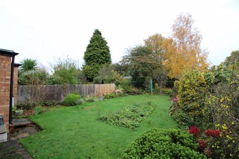 8 Rylandes Road, South Croydon, CR2 8EA