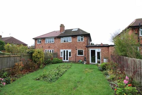 8 Rylandes Road, South Croydon, CR2 8EA