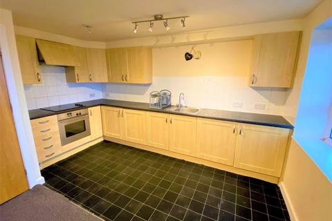 2 bedroom apartment to rent, City View Aprtments, Highclere Avenue, Salford