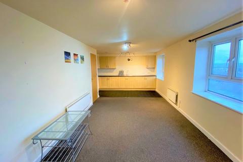 2 bedroom apartment to rent, City View Aprtments, Highclere Avenue, Salford