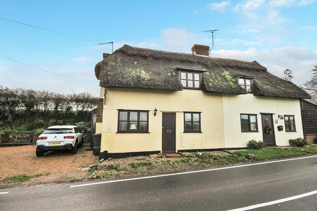 Dunmow Road, Great Bardfield, Braintree, CM7 2 bed cottage for sale £