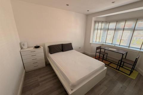 House share to rent, Fremantle Road, Ilford