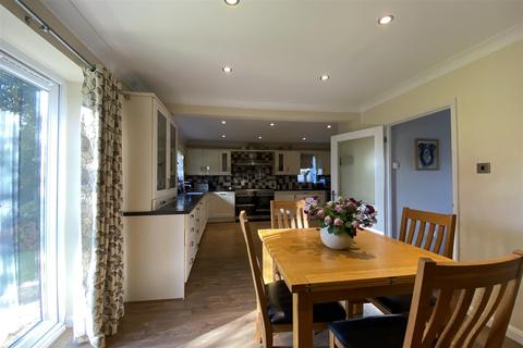 25 Lockwood Close, Northampton, NN2 7SS