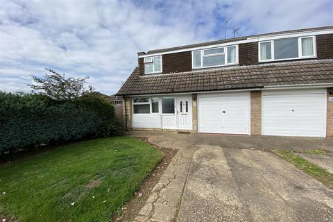 40 Grasscroft, Northampton, NN2 8QH