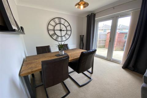 40 Grasscroft, Northampton, NN2 8QH