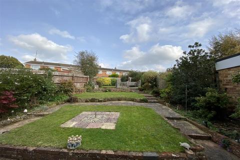 65 Grasscroft, Northampton, NN2 8QL