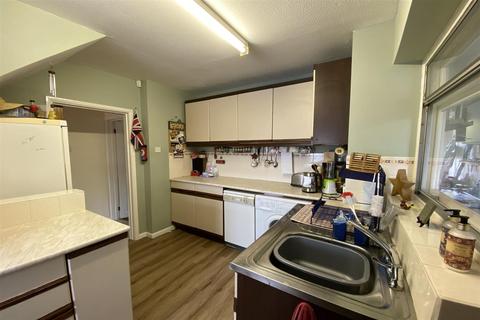 65 Grasscroft, Northampton, NN2 8QL