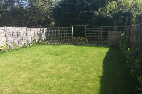 16 Rosedale Road, Northampton, NN2 7QF