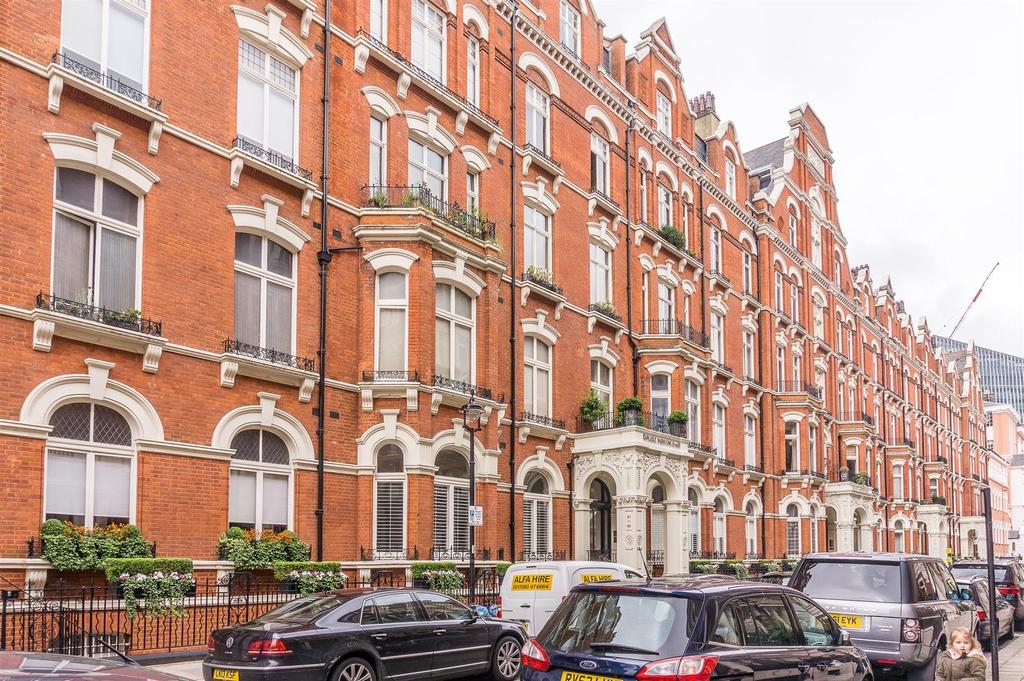 Carlisle Mansions, Carlisle Place, SW1 5 bed apartment £6,067 pcm (£