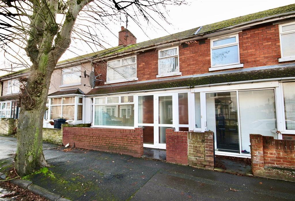 York Road, Swindon 3 bed terraced house £250,000
