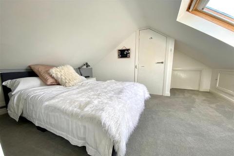 49 Wake Way, Grange Park, Northampton, NN4 5BG