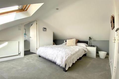 49 Wake Way, Grange Park, Northampton, NN4 5BG