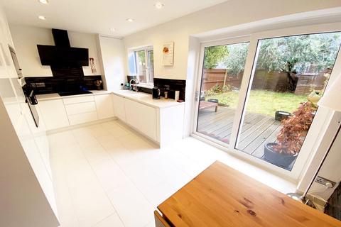 24 Flinters Close, Wootton, Northampton, NN4 6BH