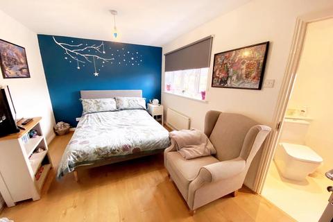 24 Flinters Close, Wootton, Northampton, NN4 6BH