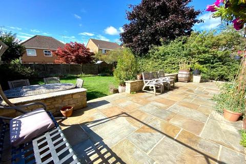 15 High Greeve, Wootton, Northampton, NN4 6BA