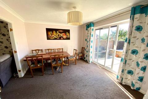 15 High Greeve, Wootton, Northampton, NN4 6BA
