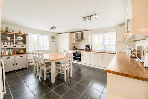 79 Baines Way, Grange Park, Northampton, NN4 5DP