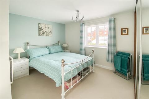 79 Baines Way, Grange Park, Northampton, NN4 5DP