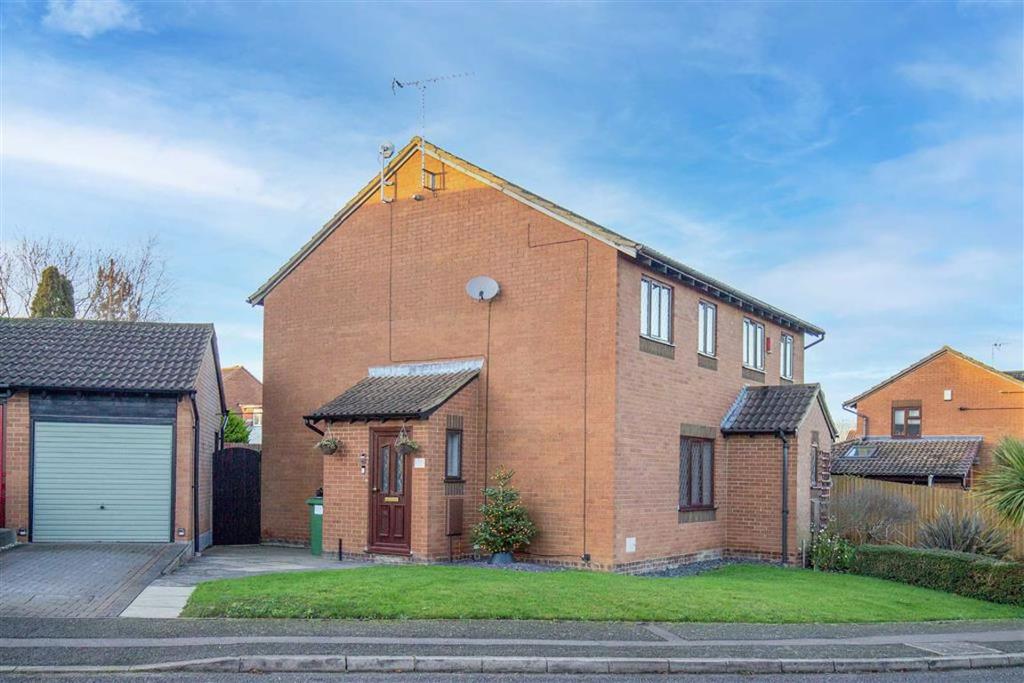Hampton, Great Holm, Milton Keynes... 3 bed semidetached house £299,995