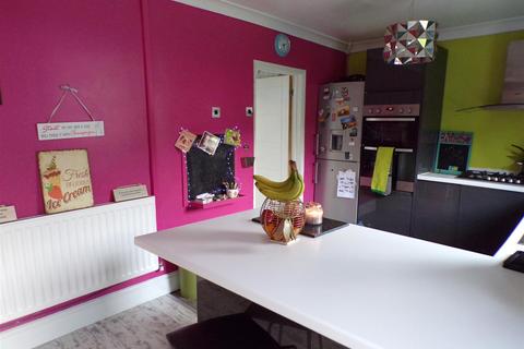 6 Alpha Place, Port Talbot, SA12 8DL