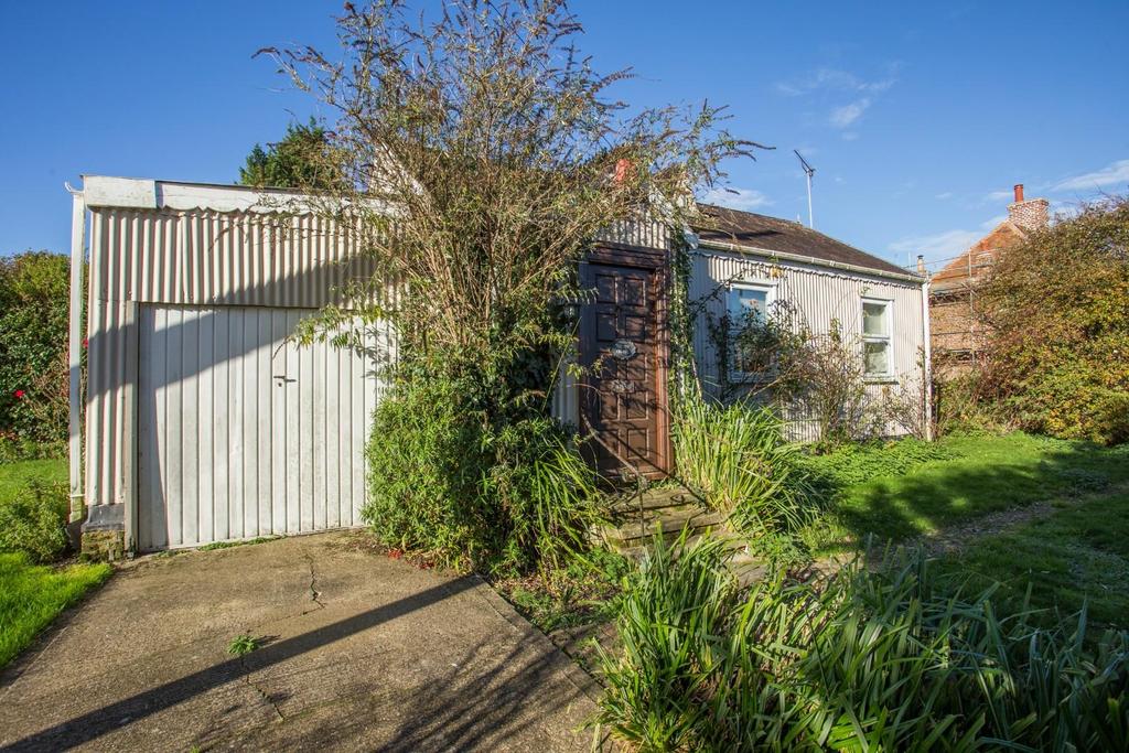Westmarsh, Canterbury 2 bed detached house £150,000