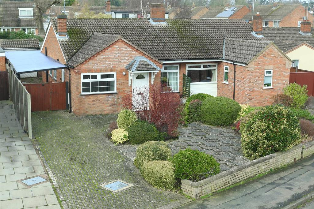Northleigh Grove, Market Harborough 3 bed house £300,000