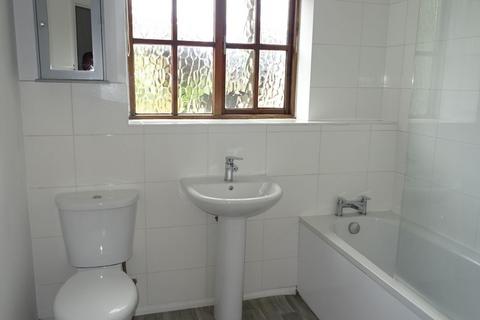 1 bedroom flat to rent, Wickhams Wharf, Viaduct Road, Ware, East of England, SG12