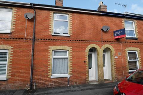 2 bedroom terraced house to rent, Caesars Road, Newport, Isle Of Wight. PO30 5EA