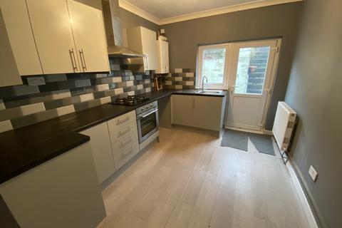 17 High Street, Tonypandy, CF40 2BJ