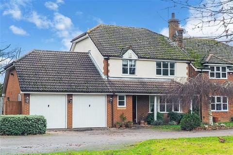 32 Alberta Drive, Smallfield, Horley, RH6 9QU