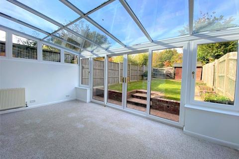 3 bedroom terraced house to rent, Agincourt Close, Wokingham, Berkshire, RG41