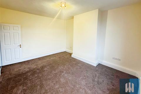 2 bedroom terraced house to rent, Leeds Road, Huddersfield, HD1