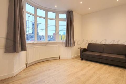 undefined, Rosebank Way, Acton, W3