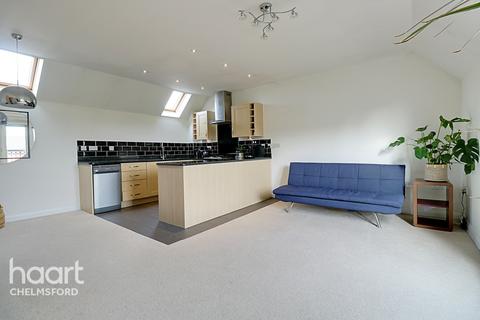 18 Baden Powell Close, Great Baddow, Chelmsford, CM2 7GA