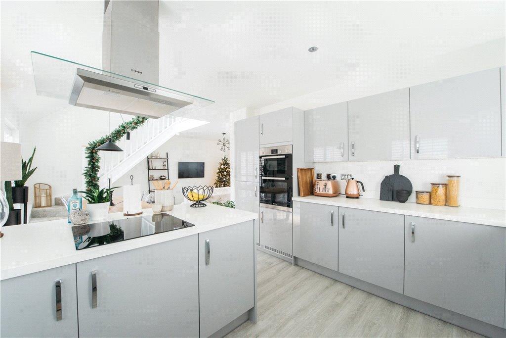 Kitchen/Dining Area