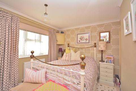 50 Derwent Way, Great Notley, Braintree, CM77 7UX