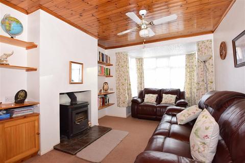 54 Allington Drive, Rochester, ME2 3SZ