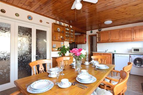 54 Allington Drive, Rochester, ME2 3SZ