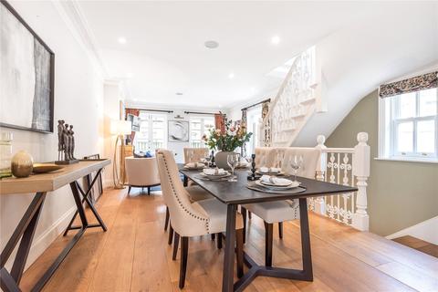 40 Radnor Mews, London, W2 2SA