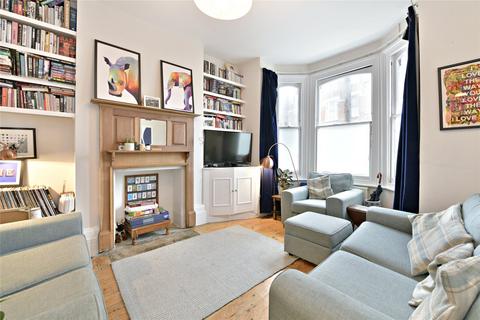 1 bedroom flat to rent, Strathblaine Road, London