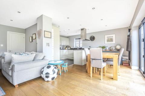 42 Downs Avenue, Chislehurst, BR7 6HQ