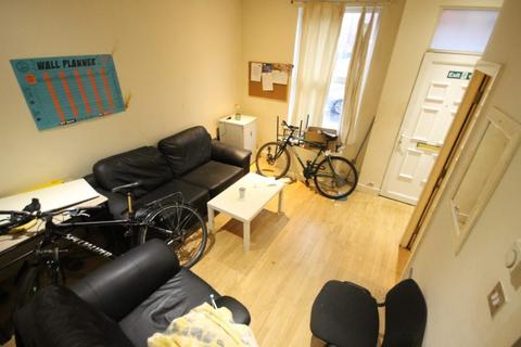 2 William Street, Leeds, LS6 1JG