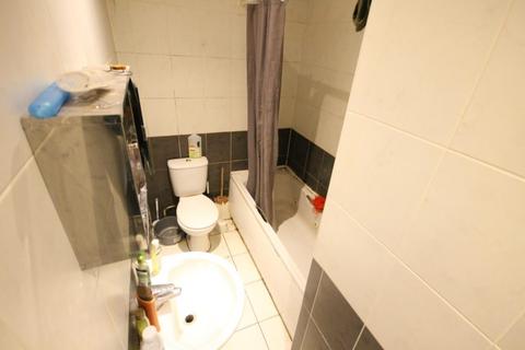 2 William Street, Leeds, LS6 1JG