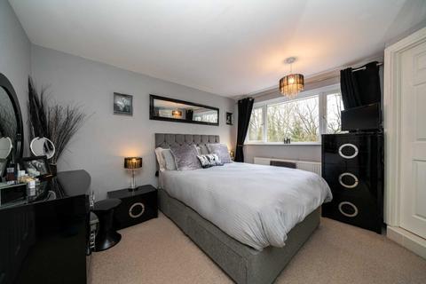 1 Arundel Close, Hemel Hempstead, HP2 4QR