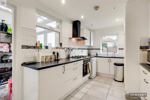 6 Morley Road, Romford, RM6 6XB