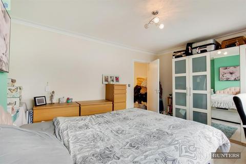 6 Morley Road, Romford, RM6 6XB