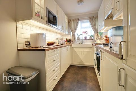 270 Billet Road, Romford, RM6 5QR