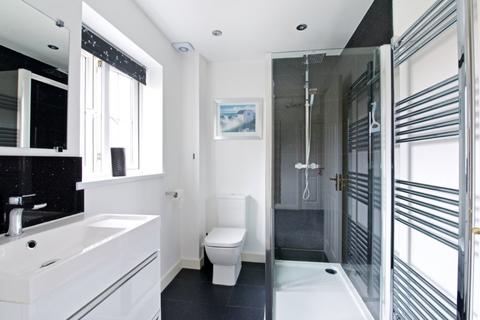 36 Foxholes Close, Deanshanger, Milton Keynes, MK19 6HA